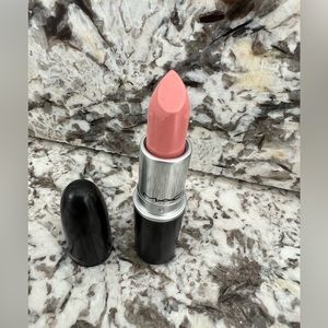 NIB MAC lipstick Fleur D’Coral discontinued